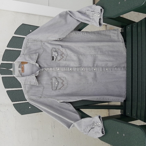 Women's Wrangler Shirt Gray Denim Large - Picture 9 of 12